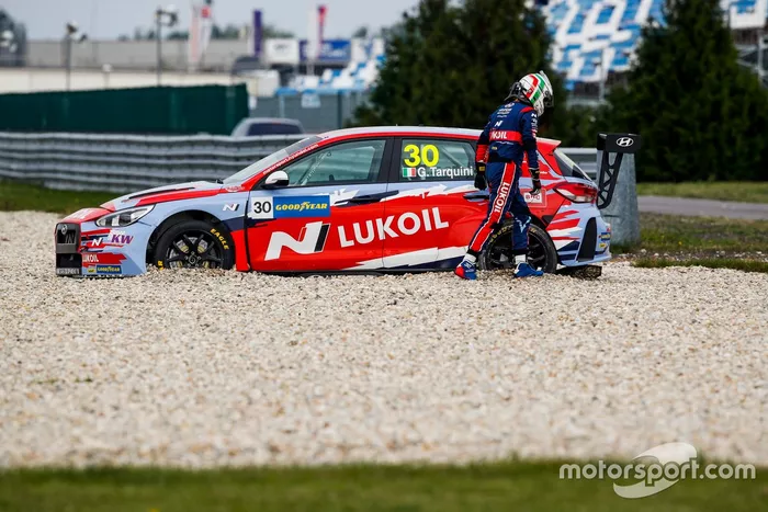 Gabriele Tarquini, BRC Hyundai N LUKOIL Squadra Corse Hyundai i30 N TCR in the gravel