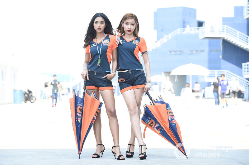 Grid girl