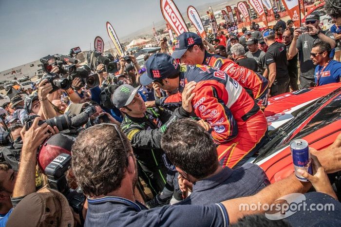 #301 Toyota Gazoo Racing Toyota Hilux: Nasser Al-Attiyah, Matthieu Baumel