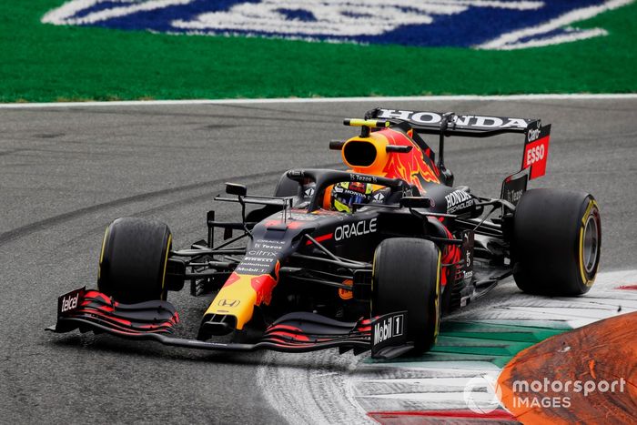 Sergio Pérez, Red Bull Racing RB16B