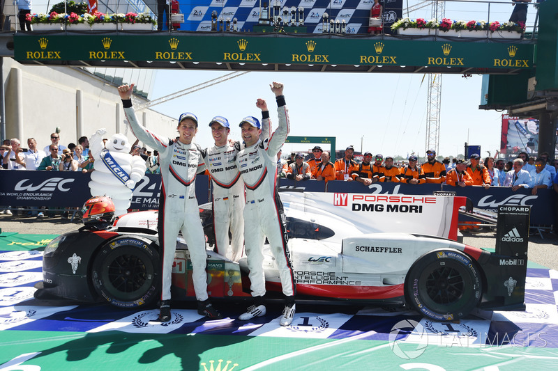 Ganadores generales #2 Porsche Team Porsche 919 Hybrid: Timo Bernhard, Earl Bamber, Brendon Hartley