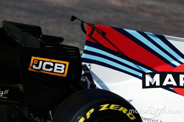 Williams FW40 T-wing detail