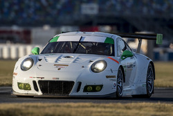 #54 CORE autosport Porsche 911 GT3R: Джон Беннетт, Колін Браун