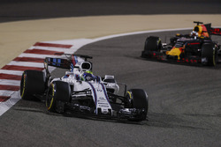 Felipe Massa, Williams FW40; Daniel Ricciardo, Red Bull Racing RB13