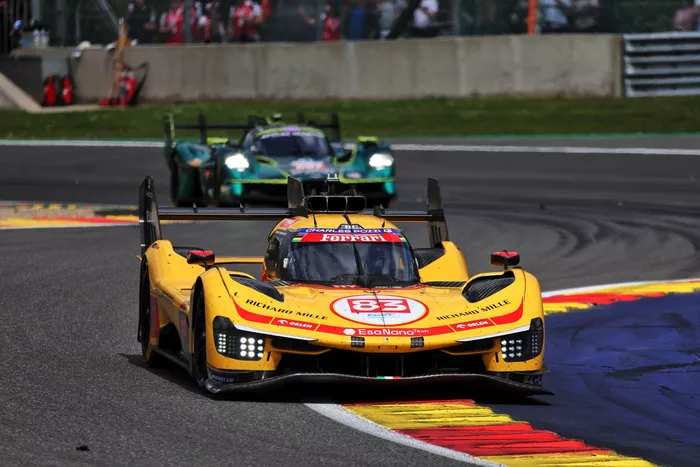 #83 AF Corse Ferrari 499P: Robert Kubica, Yifei Ye, Philip Hanson