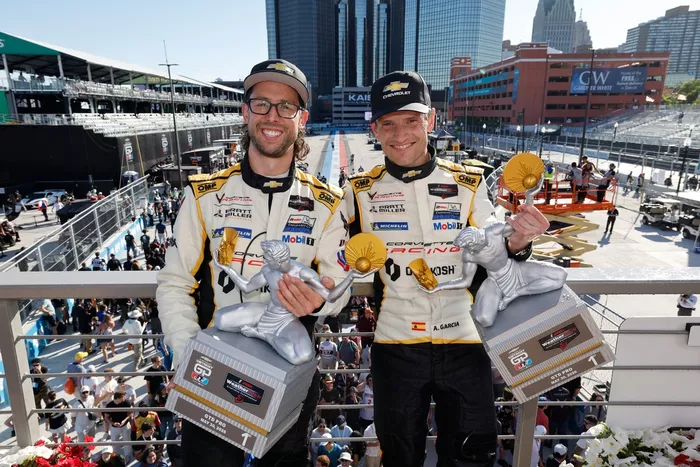 #3 Corvette Racing by Pratt Miller Motorsports Corvette Z06 GT3.R: Antonio Garcia, Alexander Sims