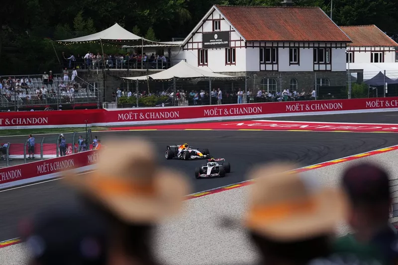 Liam Lawson, Racing Bulls, Oliver Bearman, Haas F1 Team
