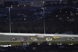Crash: Aric Almirola, Stewart-Haas Racing Ford Fusion