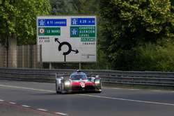 #8 Toyota Gazoo Racing Toyota TS050: Sébastien Buemi, Kazuki Nakajima, Fernando Alonso, Jose Maria Lopez, Anthony Davidson