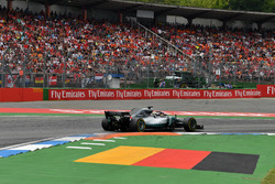 Lewis Hamilton, Mercedes AMG F1 W09