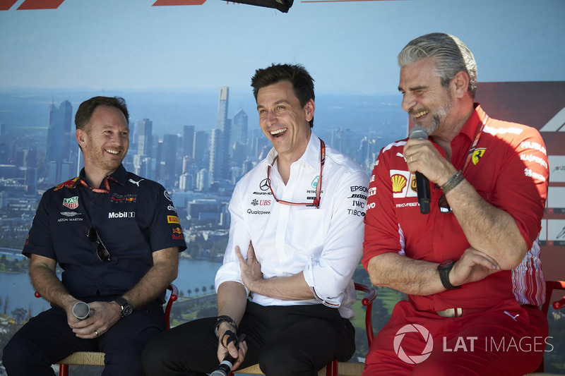 Christian Horner, Team Principal, Red Bull Racing, Toto Wolff, Executive Director (Business), Mercedes AMG, and Maurizio Arrivabene, Team Principal, Ferrari, on stage