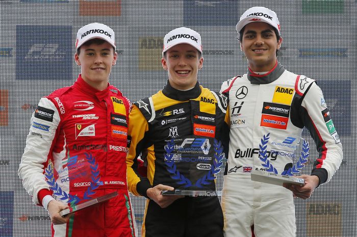 El 2018 de Sacha Fenestraz en imágenes: