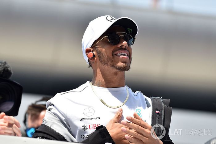 Lewis Hamilton, Mercedes-AMG F1 on the drivers parade