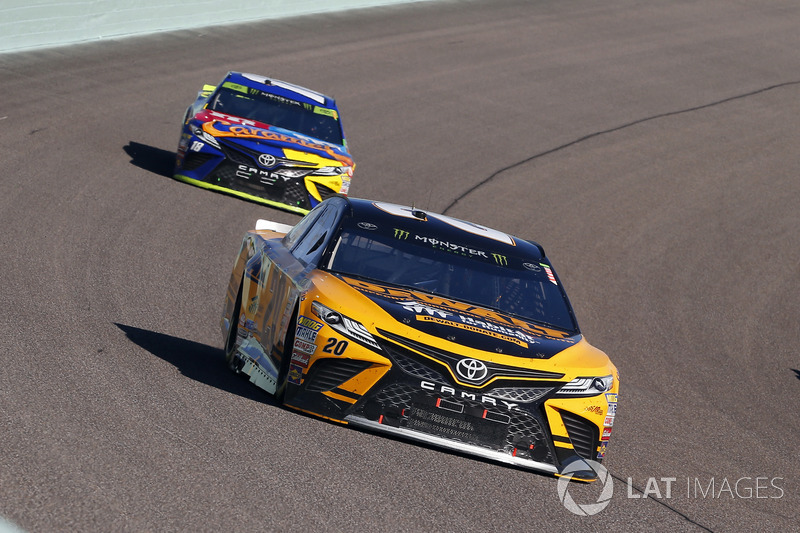 Matt Kenseth, Joe Gibbs Racing Toyota, Kyle Busch, Joe Gibbs Racing Toyota