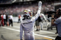 Lewis Hamilton feiert den Sieg in Hockenheim