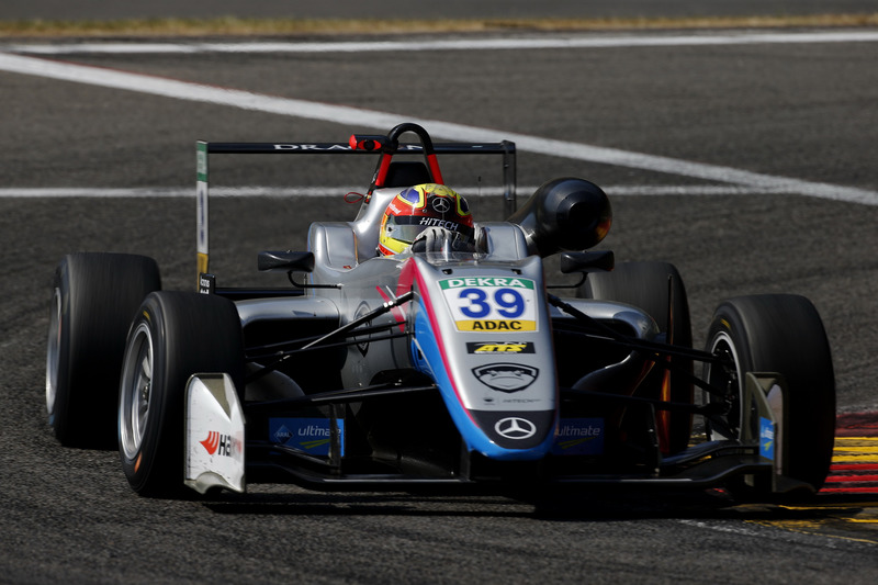 Alex Palou, Hitech Bullfrog GP Dallara F317 - Mercedes-Benz