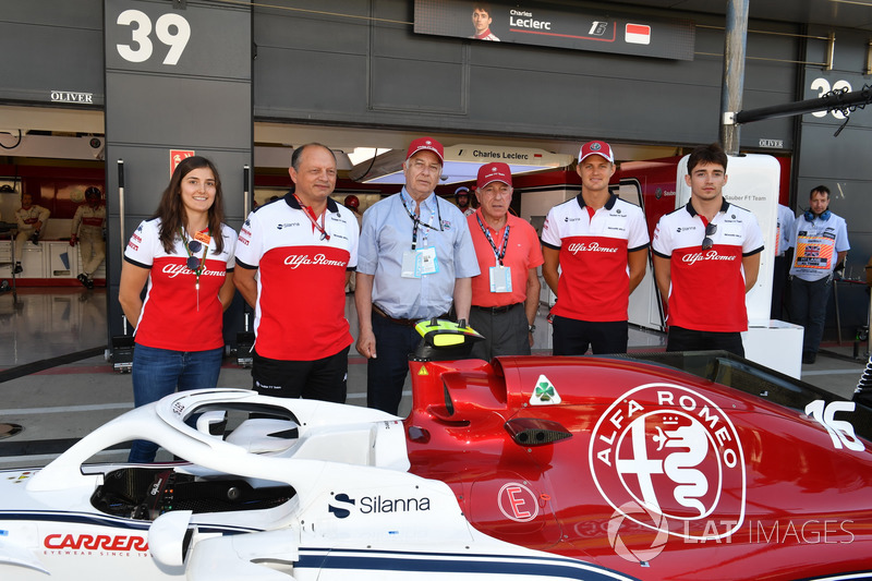 Tatiana Calderon, Sauber Test Driver, Frederic Vasseur, Sauber, Team Principal, Marcus Ericsson, Sauber and Charles Leclerc, Sauber with Oscar Fangio, and Ruben Fangio,