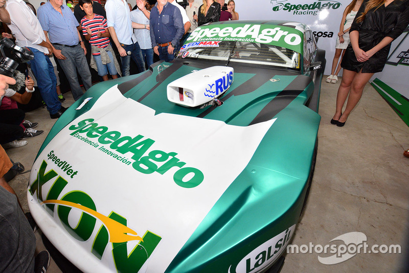 Presentación del Chevrolet de Agustín Canapino