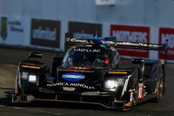 #10 Wayne Taylor Racing Cadillac DPi: Ricky Taylor, Jordan Taylor