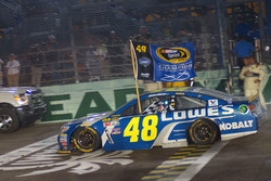Sieger und Champion 2016: Jimmie Johnson, Hendrick Motorsprots, Chevrolet