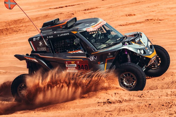 #340 X-Raid: Rebecca Busi, Sergio Lafuente