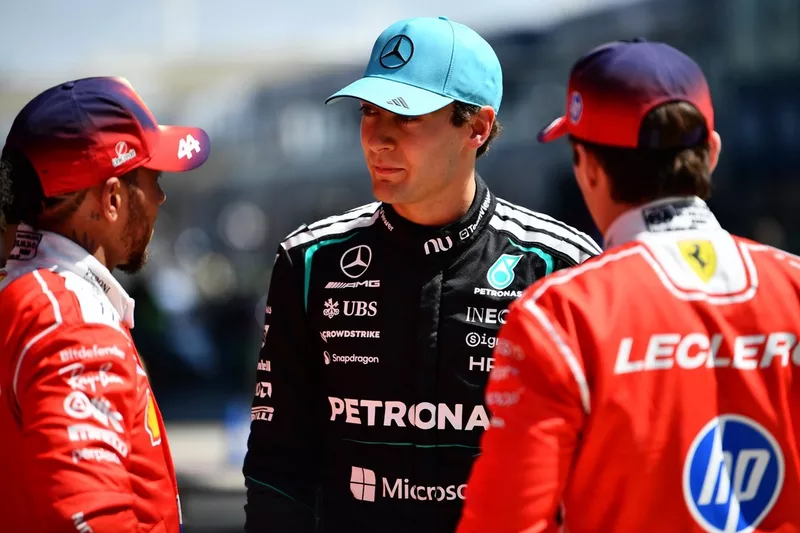 Charles Leclerc, Ferrari, Lewis Hamilton, Ferrari, George Russell, Mercedes