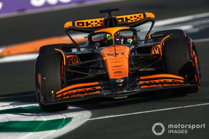 Oscar Piastri, McLaren MCL38 