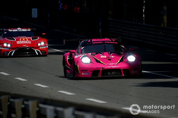 #85 Iron Dames Porsche 911 RSR - 19 de Sarah Bovy, Michelle Gatting, Rahel Frey