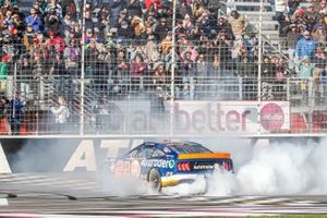 Ganador Joey Logano, Team Penske, Autotrader Ford Mustang