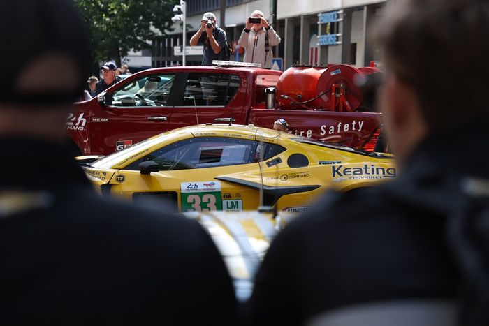 #33 TF Sport Corvette Z06 LMGT3.R: Ben Keating, Jonny Edgar, Daniel Juncadella