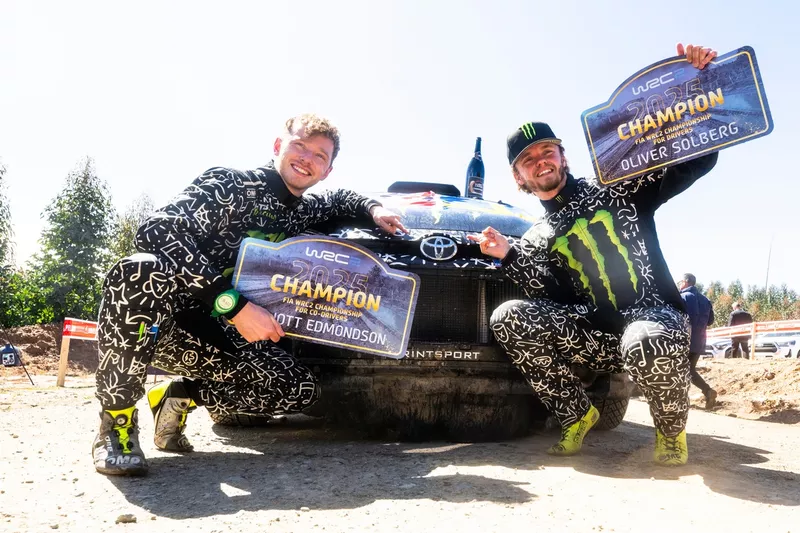 Vainqueur du WRC 2, Oliver Solberg, Elliott Edmondson, Printsport Toyota GR Yaris Rallye