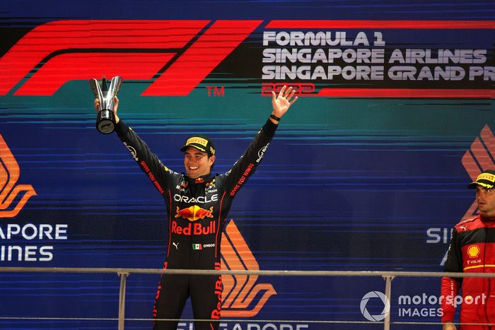 Podio: ganador Sergio Pérez, Red Bull Racing