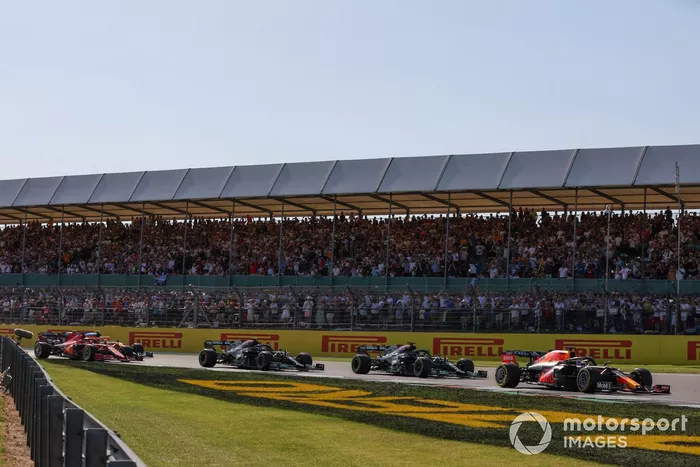 Max Verstappen, Red Bull Racing RB16B, Lewis Hamilton, Mercedes W12, Valtteri Bottas, Mercedes W12, Charles Leclerc, Ferrari SF21