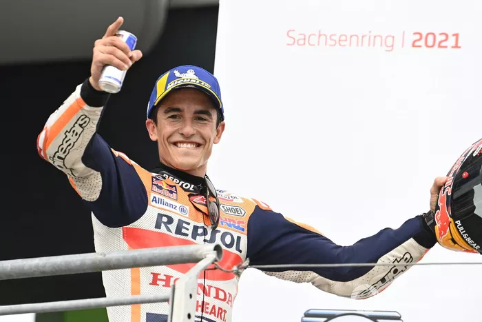 Podio: ganador Marc Márquez, Repsol Honda Team
