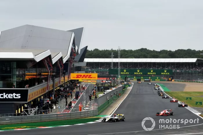Christian Lundgaard, ART Grand Prix y Marcus Armstrong, PREMA Racing   
