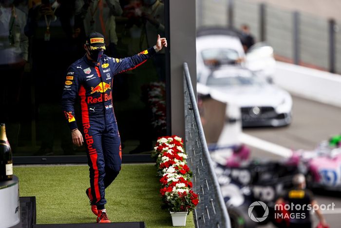 Podio: tercer lugar Max Verstappen, Red Bull Racing celebra