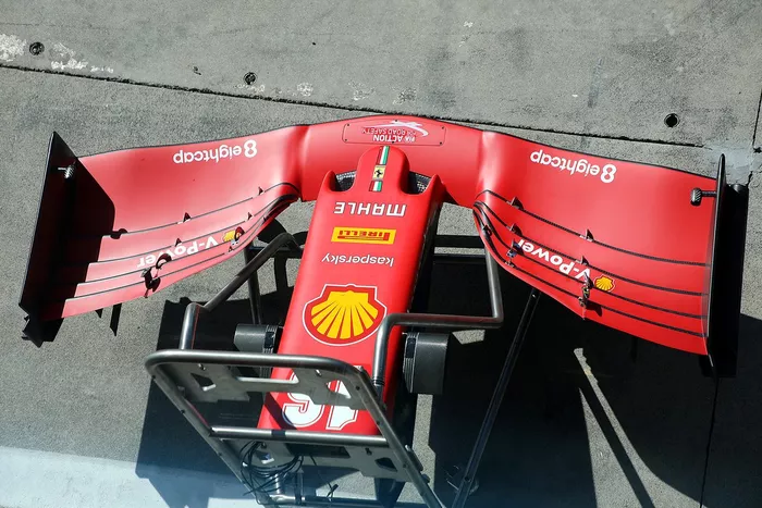 Detalle del alerón delantero del Ferrari SF1000