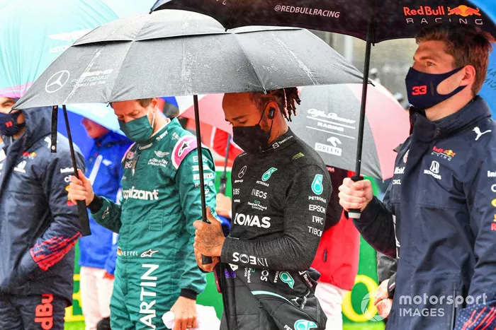 Sebastian Vettel, Aston Martin, Lewis Hamilton, Mercedes, Max Verstappen, Red Bull Racing