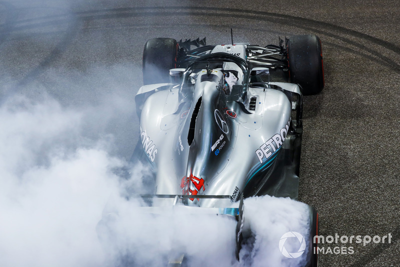 Lewis Hamilton, Mercedes AMG F1 W09 EQ Power+, 1st position, celebrates with donuts after the race