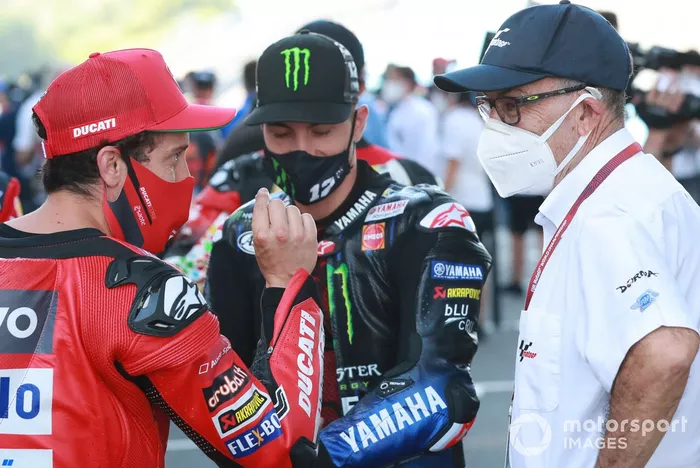 Andrea Dovizioso, Ducati Team, Maverick Vinales, Yamaha Factory Racing, Carmelo Carmelo Ezpeleta, CEO Dorna Sports