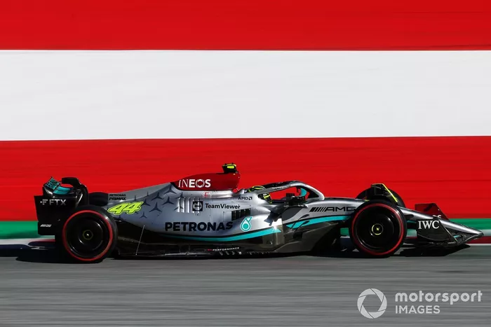 Lewis Hamilton, Mercedes W13