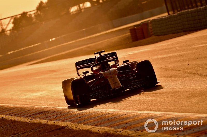 Carlos Sainz Jr., McLaren MCL34
