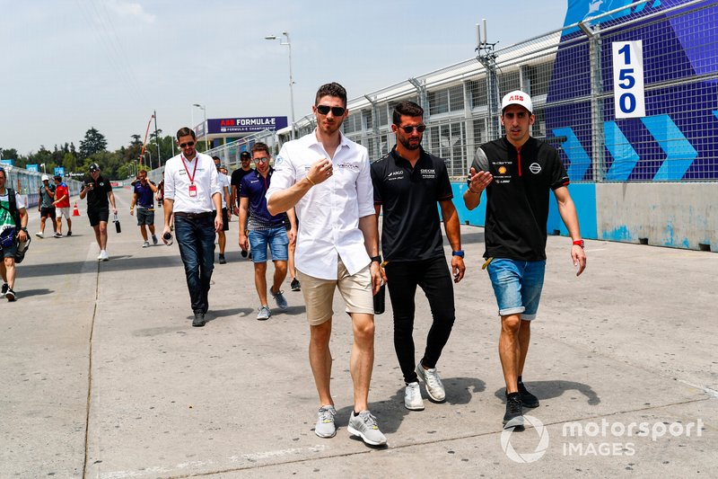 Edoardo Mortara Venturi Formula E, Jose Maria Lopez, GEOX Dragon Racing, Sébastien Buemi, Nissan e.Dams on the track walk