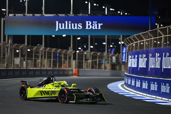 Jake Dennis, Andretti Formula E