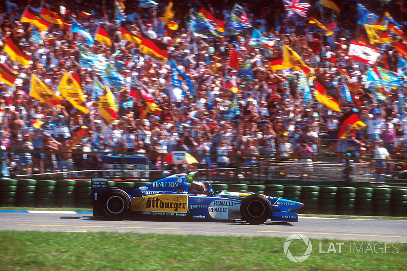 1995: Benetton - Campeão, 9 vitórias, 102 pontos, 17 GPs