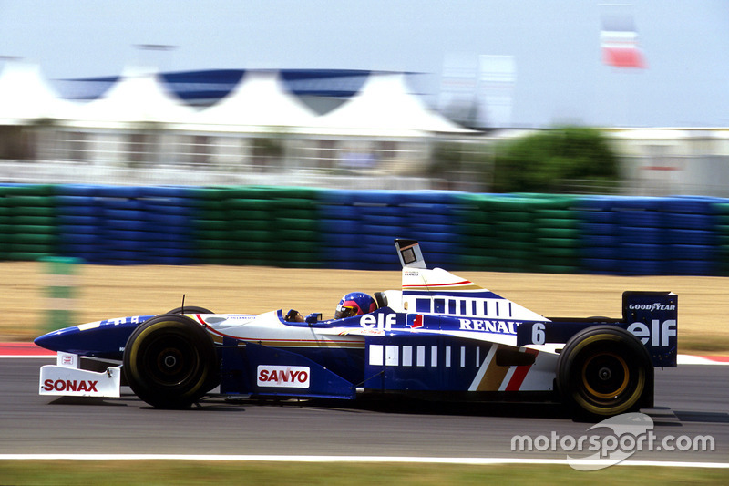 Williams на Гран При Франции-1996: команда почти в точности скопировала решение с прямоугольниками и через год