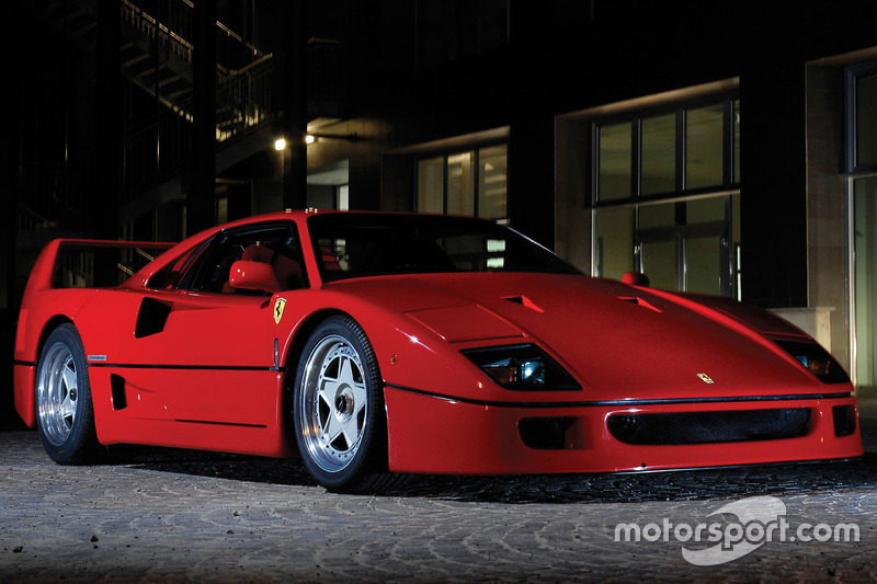 Ferrari F40 1987 року