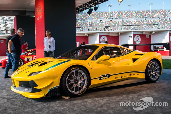 Ferrari 488 Challenge