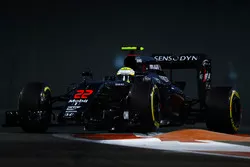 Jenson Button, McLaren MP4-31