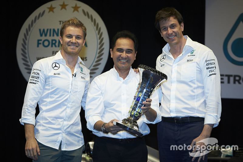 Ніко Росберг, Mercedes AMG F1, Тото Вольфф, акціонер та виконавчий директор Mercedes AMG F1
